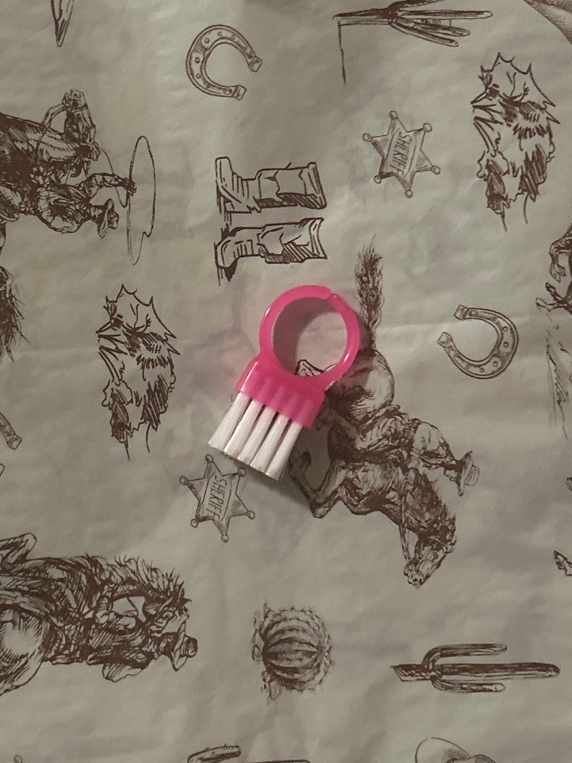 Mini nail brush